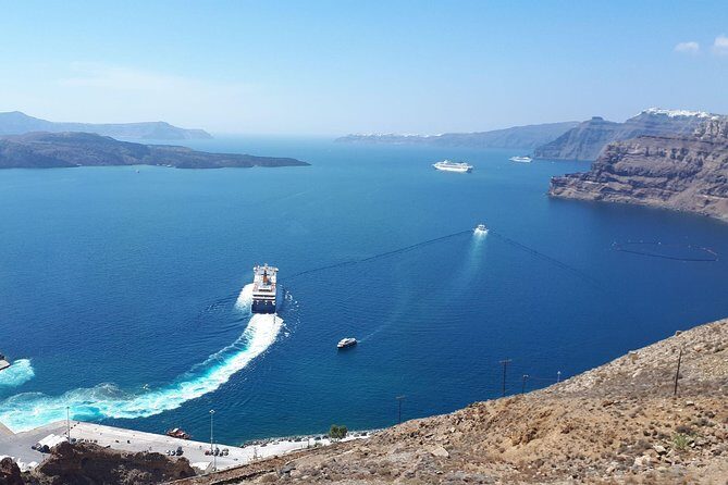 4 Hours Tailor Made Tour in Santorini - The stops: what each place gives you (plus where it may fall short)