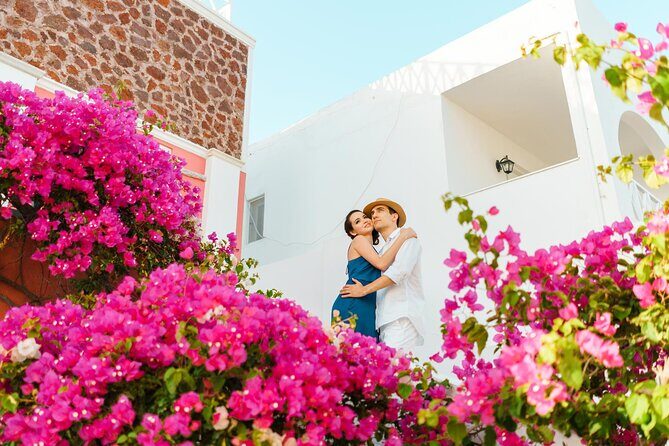 5-hour Private Guided Tour of Santorini - Hotel pickup plus onboard Wi-Fi: the comfort kit you’ll notice