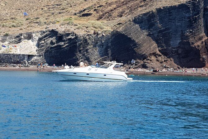 5 Hours Santorini Private Luxury Cruise with BBQ and Drinks - How the 5 hours plays out on a real Santorini day