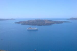 5 Hours Santorini Sightseeing Roundtrip - Pickup, Wi-Fi, and van logistics (the stuff that makes or breaks the day)