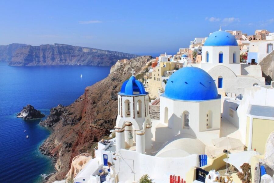 6-h Best of Santorini Sightseeing Guided Tour - From Hotel Pickup to Oia’s Blue Domes and Tight Streets