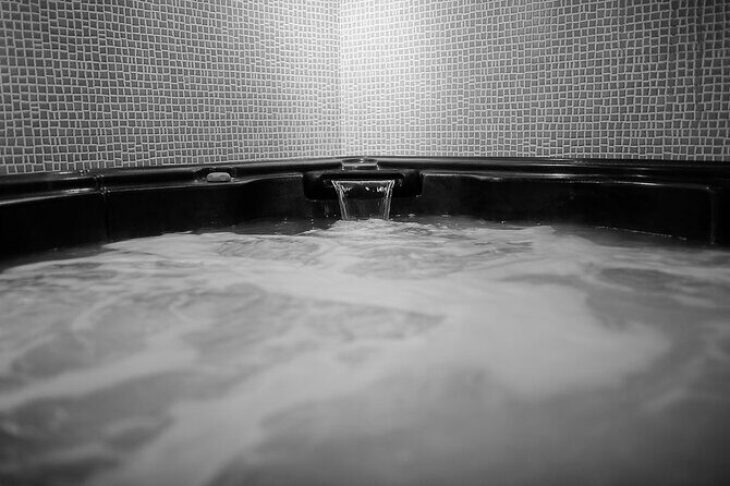 Akrotiri: Singles' Aromatherapy Massages - The Private Zen Suite: Comfort That Lets You Actually Relax