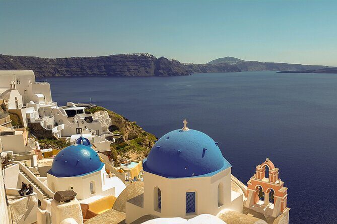 Beat The Crowds Oia Private Morning Tour - Oia’s cliffside alleys and blue domes, without the rush
