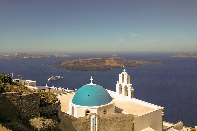 Beat The Crowds Oia Private Morning Tour - Breakfast details: what’s in the box and why it’s a smart add-on