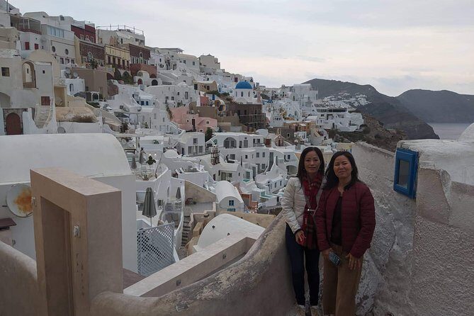 Best of Santorini Highlights Private 5 Hours Tour - Megalochori’s 17th-century village lanes and courtyards