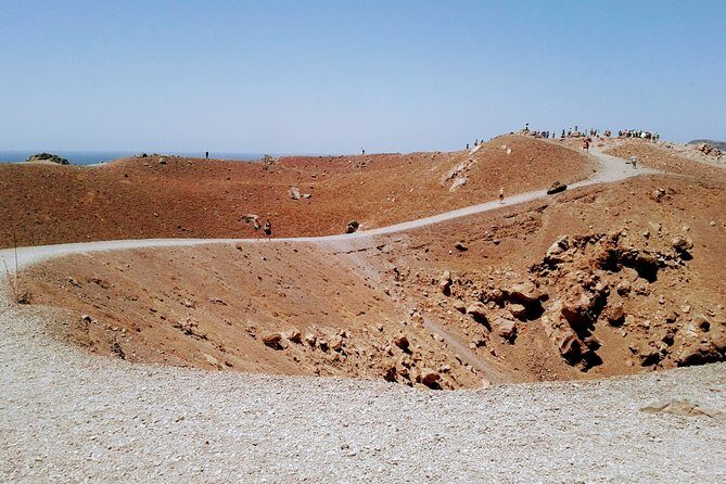 Caldera Private Cruise & Volcano Hike - Palea Kameni hot springs and Agios Nikolaos swimming time