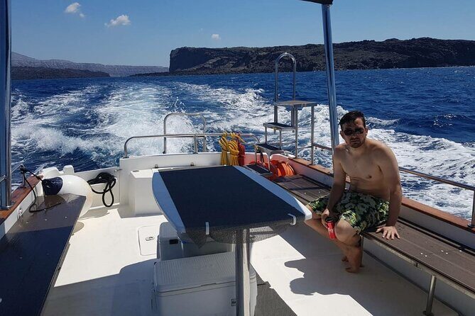 Caldera Private Cruise & Volcano Hike - Timing choices: how to avoid the rushed feeling