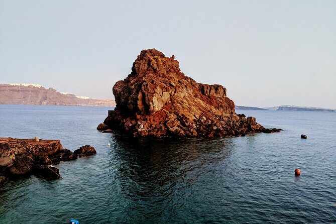 Caldera Private Cruise & Volcano Hike - Practical packing and who this tour fits best