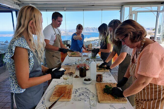 Cooking Class and Wine Tasting in Santorini - Your 3-hour plan: cooking lesson, winery tour, and lunch
