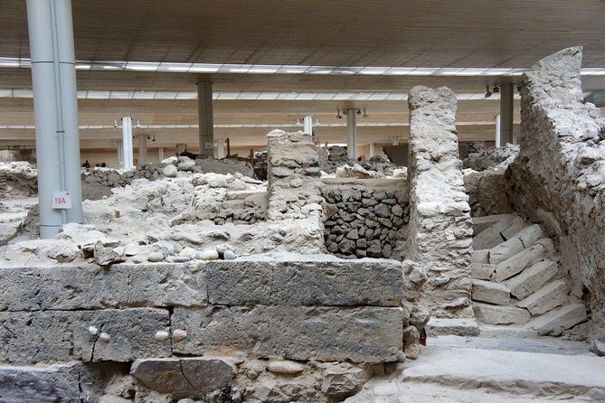Exclusive Santorini Highlights - Castelli of Pyrgos: a 15th-century ruin you can actually picture