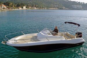 Explore Santorini and its volcanic wonders with Alex Private Boat - Nea Kameni hot-springs swim: warm water with a practical twist