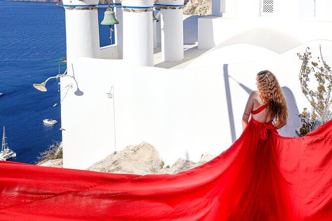 Flying Dress Photoshoot Experience in Santorini with pick up - Timing and weather: what can help your photos the most