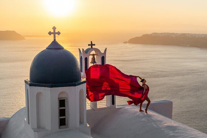 Flying Dress Photoshoot in Santorini by Flying Dress Photo © - Key things that make this shoot worth your time