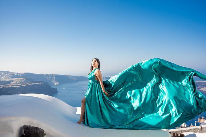 Flying Dress Photoshoot Tour in Santorini & Pick up - Why a flying dress shoot works so well in Santorini