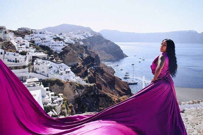 Flying Dress Santorini Photoshoot - Picking up in Oia or Imerovigli: convenient, but don’t forget the ride back
