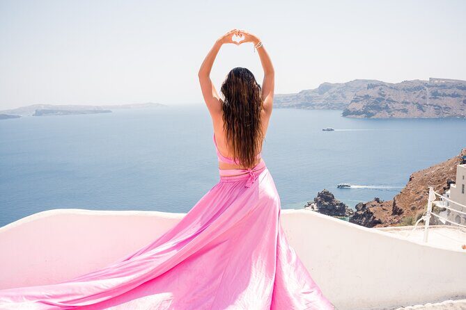Flying Dress Santorini Photoshoot - Photos you’ll actually use: 50 edits delivered within a week
