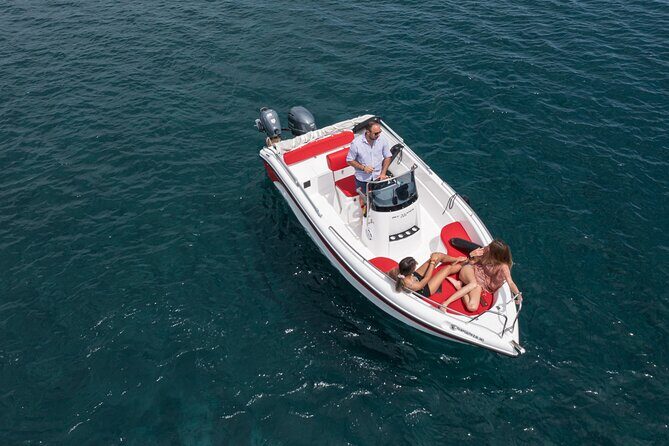 Full Day Boat Rental Without a License in Santorini - License-Free Boat Day on Santorini: What You’re Really Renting