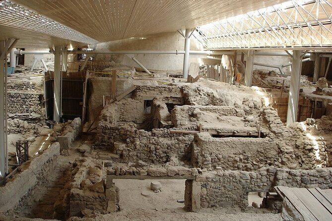 Guided Tour to the Akrotiri Archaeological Site in Santorini - What to do with the rest of your day after Akrotiri