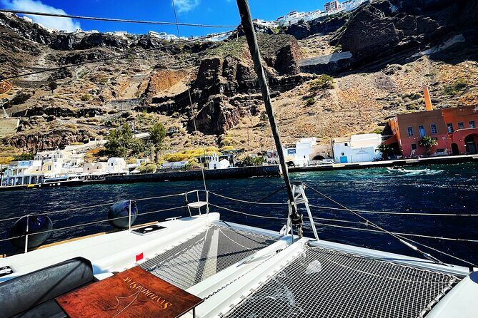 Half Day Premium Catamaran Cruise in Santorini including Oia - BBQ dinner and open bar: what you’ll feel during the ride