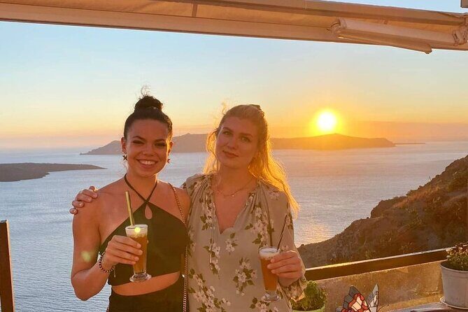 Half Day Santorini Insta Private Tour inspired by Infuencers - Stop 1: Oia Streets, Blue Domes, and Clifftop Photo Angles