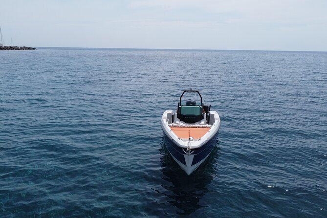 Half Day Saxdor Boat Rental in Santorini - Meeting in Vlychada Marina: how to keep the start smooth