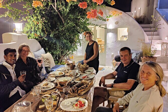 Half-Day Traditional Micro Restaurant in Santorini - Key things you’ll notice before you go