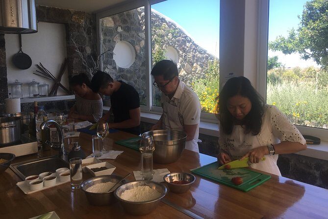 Kitchen Stories - The cooking class: hands-on Santorini dishes you finish and eat