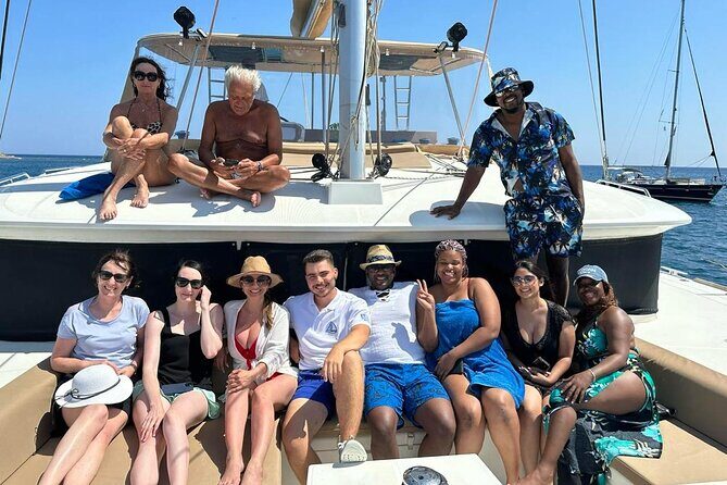 Luxury Santorini Catamaran Cruise: Lunch, BBQ, Drinks, Transfers - Transfers and small-group comfort: the hidden value