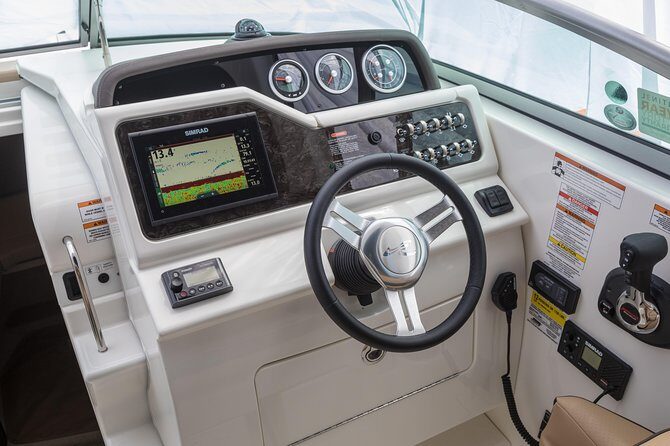 Motor Yacht (2020)Luxury Private Cruise Around Santorini - Price and value: what $415.01 per person really buys