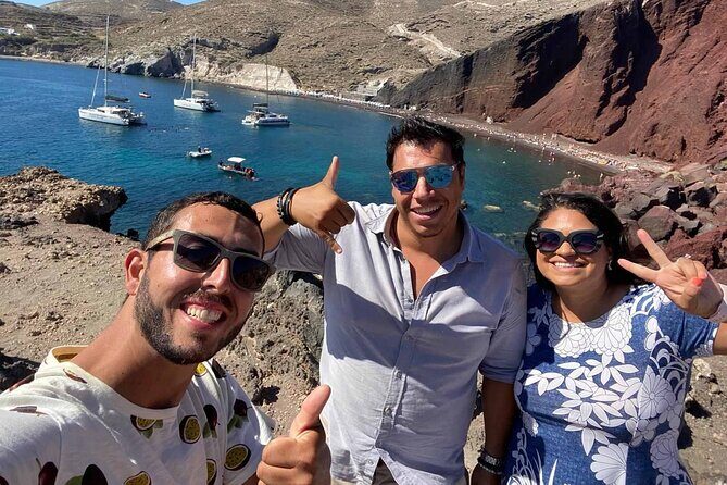 My Ultimate Half-Day Private Santorini Road Trip - Stop 4: Oia for two hours of calm caldera-edge walking