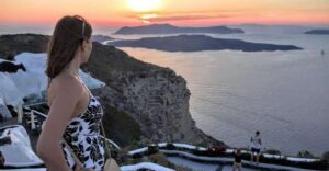 North Santorini: Private Tour with Oia Sunset by Natives - Pickup and Timing: Why It Can Feel Effortless (or Not)