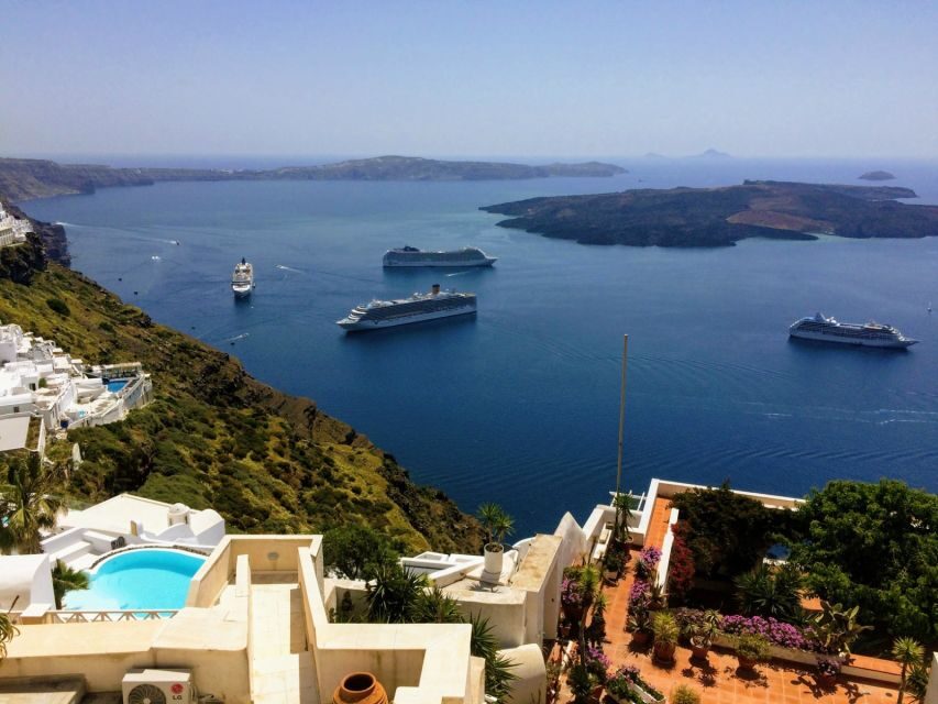 North Santorini: Private Tour with Oia Sunset by Natives - Oia Sunset: How the Tour Makes the Crowd Less Intense