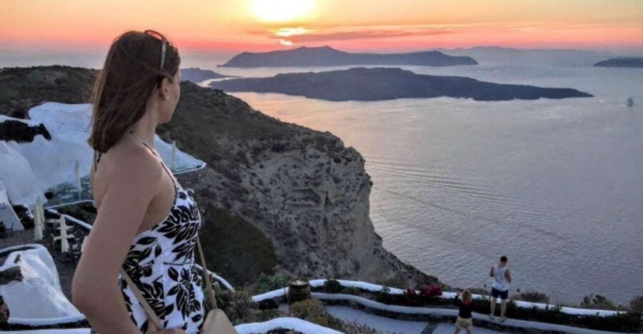 North Santorini: Private Tour with Oia Sunset by Natives - Pickup and Timing: Why It Can Feel Effortless (or Not)