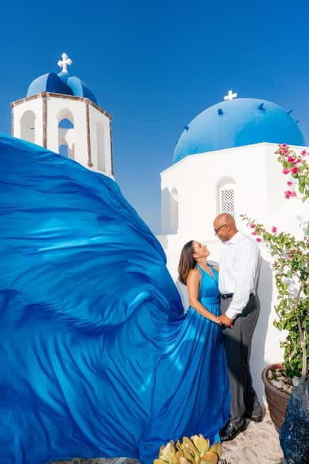 Oia: Santorini Photoshoot with Flying Dress Rental Option - Price and value: $175 for the shoot, plus 100 EUR for the dress
