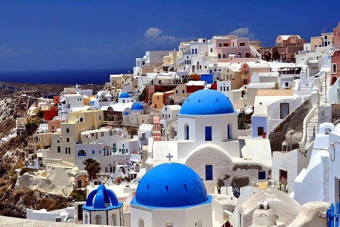 Private 6 hour guided tour in Santorini !!! - A guide who can talk history without turning it into a lecture