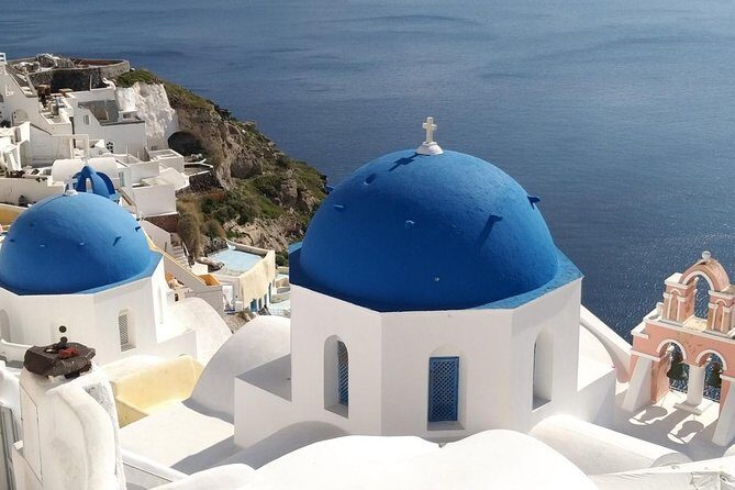 Private Classic Santorini Panorama: Visit the most popular destinations! - Perissa black sand beach: the best spot to slow down