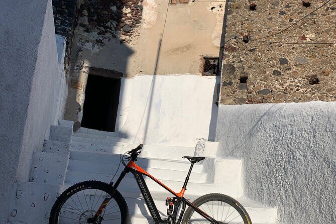 Private Electric Mountain Bike Experience and Tour in Santorini - Bikes, Safety Gear, and the Fitness Reality Check
