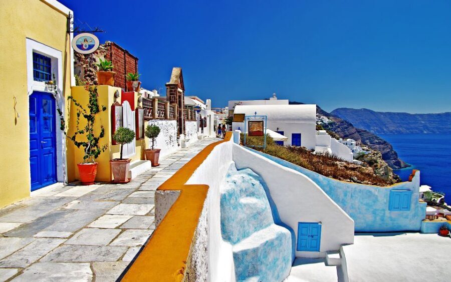 Private Half-Day Sightseeing Tour of Santorini - Price and value: is $194 per person worth it?