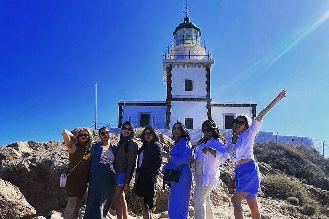 Private tour experience in Santorini island - Perissa and Perivolos: Black Sand and Blue Water Contrast