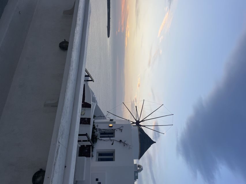Private Tour of the Famous Blue Domes and Caldera - Guide-led pacing: why patience and photo help show up again and again