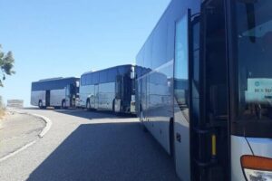 Private Transfer from Santorini Airport to Santorini - Wait times that matter: 60 minutes at the airport, 20 at the port