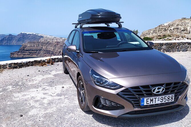 Private transfer Port/Airport or any destination in Santorini - Flight/ferry tracking and mobile ticket: less stress, fewer messages