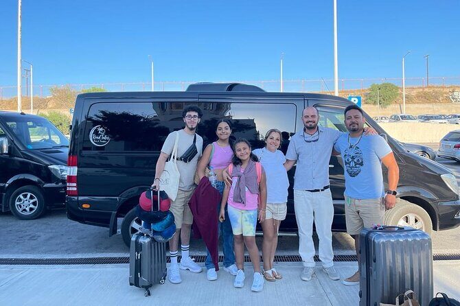 Private Transfer Santorini One-way From/To Airport, Port & Hotel - How pickup works at the airport and ferry port