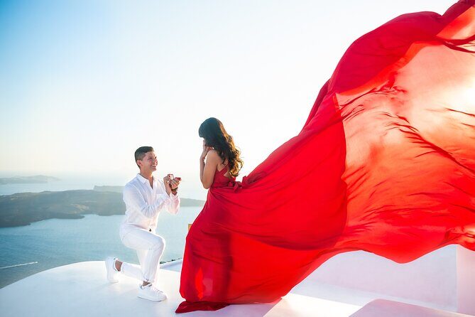 Professional Flying Dress Photoshoot In Santorini - The Photos You’ll Receive: 25 Edited Images in About 16 Days