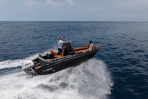 Rent a boat - Morning vs Sunset Slots: Choosing the Best Time for Your Group