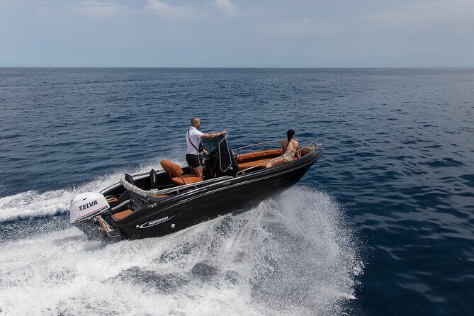 Rent a boat - Morning vs Sunset Slots: Choosing the Best Time for Your Group
