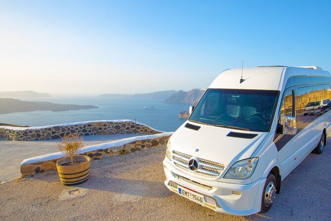 Romantic Private Day Tour in Santorini - Oia: Marble Lanes, Blue Domes, and Venetian Castle Ruins