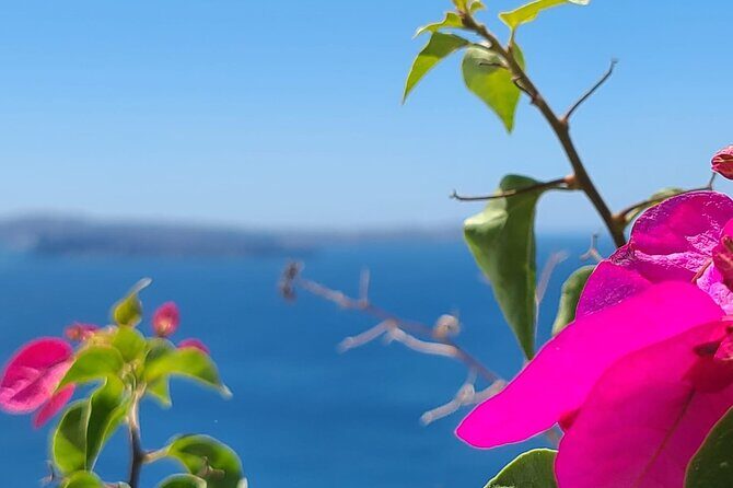 Romantic Tour through Santorini - Fira’s shopping time and the balcony vibe