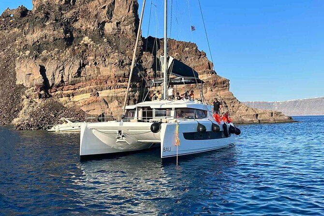 Sailing Cruise in Santorini With Fairwind - Why the Fairwind catamaran route is a smart way to see Santorini
