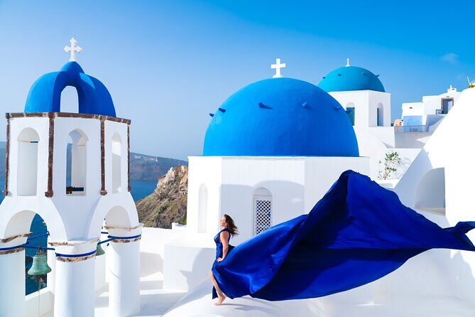 Santorini 2h Private Flying Dress Photoshoot with Transportation - Key Points You’ll Feel During the Shoot